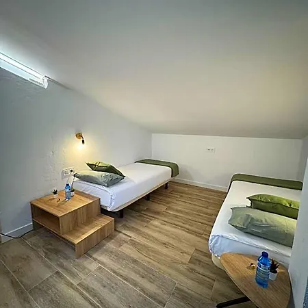 Oreneta - Gironella Hotel 2*